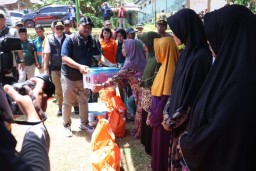 Dampingi Kepala BNPB dan Pj Gubernur Adhy, Bupati Gresik Pastikan Penanganan Darurat Gempa Baik