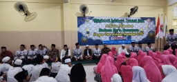 SMK PGRI 1 Gresik Santuni Anak Yatim dan Gelar Do'a Bersama