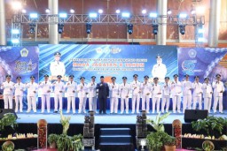 Ratusan Kades Terima SK Perpanjangan Masa Jabatan