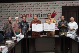 Bank Jatim dan PW Muhammadiyah Jawa Timur Jalin Kerjasama Layanan Jasa Keuangan