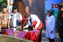 Resmikan Wisata Baru Desa Tumpak Selo, Pj. Gubernur Adhy Optimis Desa Jadi New Centre Of Growth Eko
