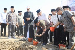 Ground Breaking UKHAC, Pj. Gubernur Adhy Apresiasi UKHAC Lahirkan Lulusan Berkualitas Tingkatkan SDM Jatim