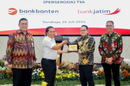 Terima Kunker Pemprov dan Bank Banten, Pj. Gubernur Adhy Optimis Kerja Sama Bank Jatim dan Banten Saling Menguntungkan