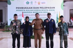 Lepas KKN Mahasiswa UNUSIDA, Ini Pesan Plt Bupati Sidoarjo Subandi