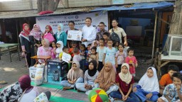 PLN UPT Gresik Peduli Anjal Terminal Gubernur Suryo Gresik