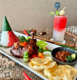 Aston Gresik Rayakan Hari Kemerdekaan RI dengan Promo Pamer