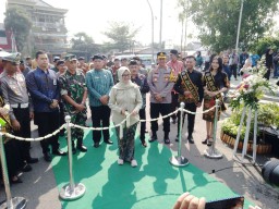 Bupati Rini Syarifah Resmikan Pesta Rakyat Menyambut Hari Jadi Blitar ke 7 Abad