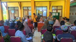 Dinsos Pamekasan Gelar Verifikasi Data BLT DBHCHT 2024