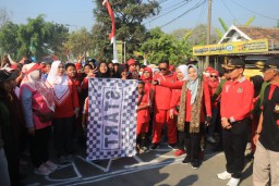 Bupati Ikfina Ajak Warga Sooko Peringati Kemerdekaan Tetap Menjaga Kekompakan dan Persatuan