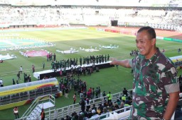 Amankan Jalannya Pertandingan Uji Coba Bertajuk Team Launching Game