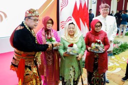 Pj. Gubernur Jatim Gelar Tasyakuran Bersama Keluarga Pahlawan dan Janda Perintis Kemerdekaan