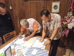 Satpol PP Bojonegoro dan Orari Teken Kerjasama, Sinergitas untuk Tingkatkan Kinerja 