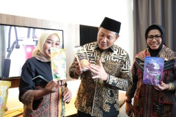 Inilah Cara Plt. Bupati Sidoarjo Mengenalkan Produk UMKM Go Internasional