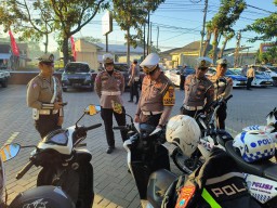 Polres Blitar Intensifkan Pengecekan Kendaraan Dinas dan Gelar Simulasi Pengamanan Pilkada Serentak 2024