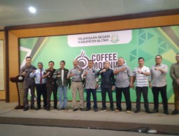 Kejari Kabupaten Blitar Gelar Diskusi Bersama Media, Ormas, dan LSM, Bahas Kasus Hukum