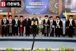 Laksanakan Ujian Doktor Terbuka, Menteri AHY Lulus dengan Predikat Cumlaude