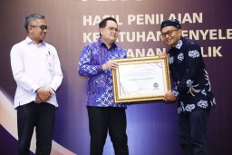 Pemprov Jatim Terima Penghargaan Predikat Kepatuhan dari Ombudsman RI dengan Skor 92,08 Kualitas Tertinggi