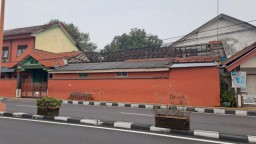Atap Ruang Kelas SDN Balongsari 2  Kota Mojokerto Jebol, Kadikbud : Tidak Ada Korban Jiwa