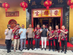 Pastikan Ibadah Imlek Aman, Plt Bupati Sidoarjo dan Forkopimda Kunjungi Klenteng Sidoarjo Kota