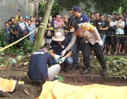 Hanya Butuh Waktu Dua Jam, Polres Jember Berhasil Amankan Terduga Pembuang Bayi Terkubur di Pekarangan