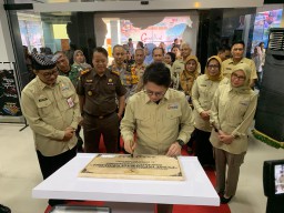 Pj Bupati Adriyanto Meresmikan Gedung PIG, Pemkab Bojonegoro Menuju UGGp