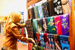 Dekranasda Bojonegoro Ikuti Pameran INACRAFT 2025 di JCC