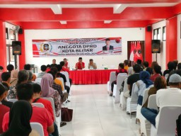 Anggota DPRD Kota Blitar, Siswanto, Serap Aspirasi Warga Kepanjenkidul dalam Reses I Tahun 2025