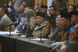 Bupati Al Barra Ikuti HLM TPID Provinsi Jawa Timur, Pantau dan Kendalikan Stabilitas Pasokan Harga Pangan