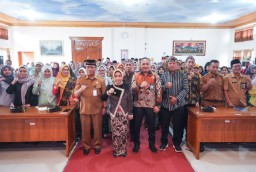 Buka Bimtek Bagi Pengelola Dana BOSP, Ning Ita: Aplikasi Baru untuk Meningkatkan Efisiensi dan Efektivitas