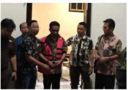 Kabid SDA Dinas PUPR Kab Blitar Ditahan Kejaksaan Diduga Terkait Kasus Proyek Dam Kali Bentak