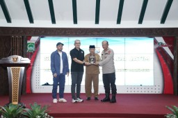 Kapolda Jatim Tegaskan Komitmen Jaga Keamanan Laga Arema FC di Kanjuruhan