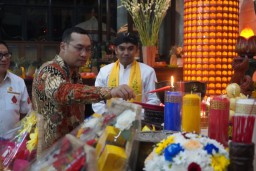Waisak di Maha Vihara Majapahit Penuh Makna, Wakil Bupati Ajak Perkuat Toleransi