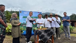 Bupati Gus Barra Apresiasi Program CSR PT. SAI Tanam 2.000 Pohon