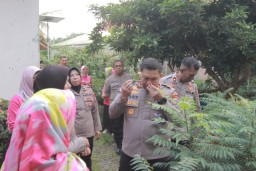 Kapolres Blitar Bersama PJU Kunjungi dan Dukung Ketahanan Pangan P2B Taman Toga Melati Desa Minggirsari
