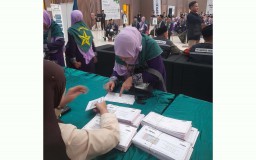 Dukung Kelancaran Ibadah Haji, BRI Rajawali Serahkan Living Cost Embarkasi Surabaya