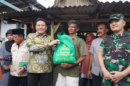 Rumahnya Direnovasi Bupati Subandi, Iswahyudi Warga Pucang Anom: Terimakasih Pak Bupati Sudah Dibantu