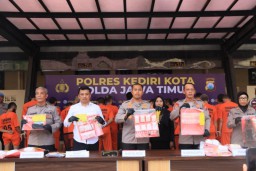 Satresnarkoba Polres Kediri Kota Jaring Puluhan Tersangka dan 473 Gram Sabu