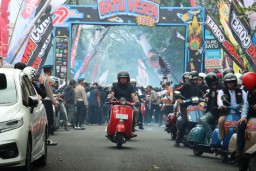 Polres Batu Gelar Vespa Fest 2025, Dukung Industri Pariwisata dan HUT Bhayangkara Ke-79