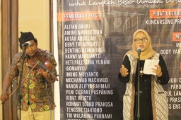 Kota & Kesenian, Pertunjukan Kedua FPKS di Pelataran Komplek Balai Pemuda Surabaya