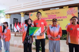 Wabup Mimik Idayana Lepas Keberangkatan Kontingen Porprov IX Sidoarjo Gelombang II