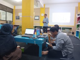 Workshop Pembuatan Modul Ajar SMP Muhammadiyah 4 Gresik