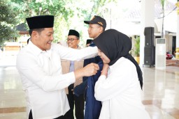 Lepas Ratusan Mahasiswa UNUSIDA KKN, Ini Pesan Bupati Sidoarjo Subandi 