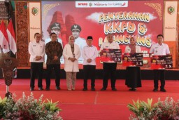 Serahkan KKPD, Gus Bupati : Wujud Tata Kelola pemerintahan Bersih dan Transparan