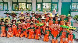 Tumpeng Mini dan Aneka Lomba Tradisional Hiasi Pesta Kemerdekaan di UPT SDN 4 Petrokimia 