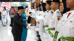 80 Anggota Paskibraka Resmi Dikukuhkan Bupati Mojokerto