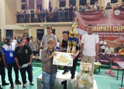 Kecamatan Mojoanyar Sabet Juara Bupati Cup 2025, Usai Tekuk Kecamatan Pungging