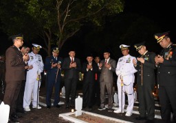 Bupati Sidoarjo Bersama Forkopimda Hadiri Apel Kehormatan dan Renungan Suci di TMP Kusuma Bangsa