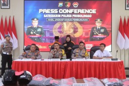 Polres Probolinggo Amankan Ayah dan Anak Tersangka Pembunuhan Maut di Sukapura