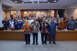 Wujudkan Bebas Kabel Semrawut, Pemkab Gresik Akan Relokasi Kabel Udara