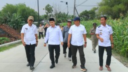 Gus Bupati Tinjau Langsung Progress Pembangunan Ruas Jalan Bendung-Bantengan